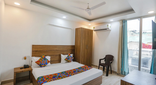 Номер Deluxe FabHotel Unique Stay