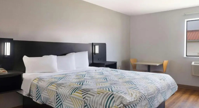 Четырёхместный номер Standard Motel 6 Shepherdsville, KY – Louisville South