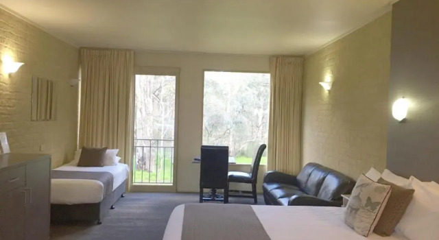 Двухместный номер Comfort Madison Spa Motel