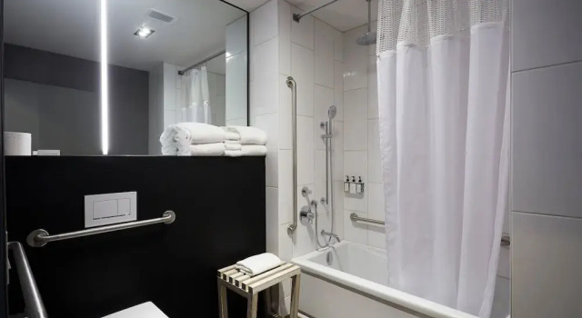 Четырёхместная студия Escad Hotel Quartier DIX30