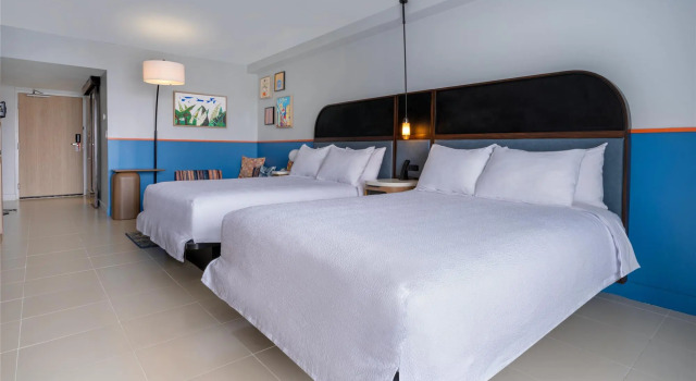 Четырёхместный номер Standard с видом на залив Hilton Garden Inn San Juan Condado