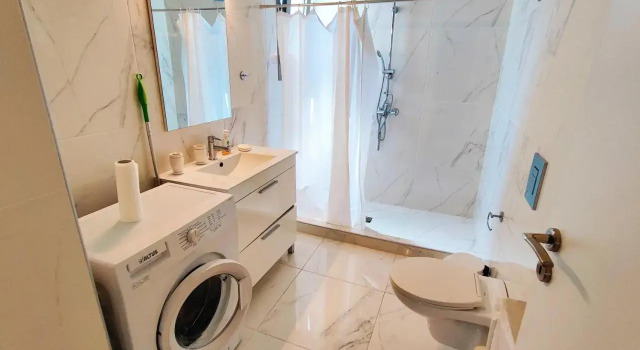 WSD Luxury Bright 2BD Apt with Sea view Balcony