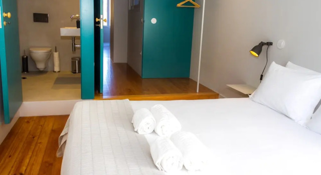 Liiiving - Santa Catarina Luxury Apt II, Забронировать Отель Cedofeita / Santo Ildefonso / Se / Miragaia / Sao Nicolau e Vitoria Порту, рядом с Театр Coliseu do Porto