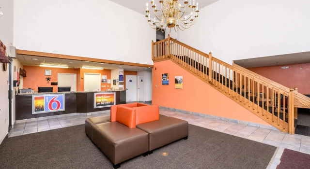Motel 6 Waterloo, IA, Брондау Мотель Уатэрлу Iowa