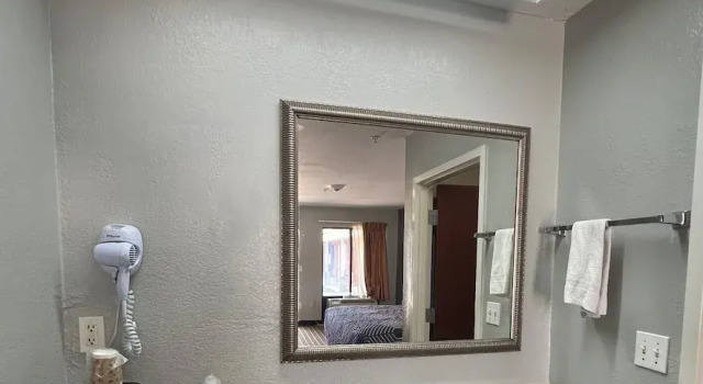 Четырёхместный номер Standard Lake Seminole Inn