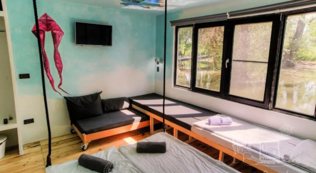 Четырёхместный номер Standard ArkaBarka 2- Floating Dream Rooms and Apartments