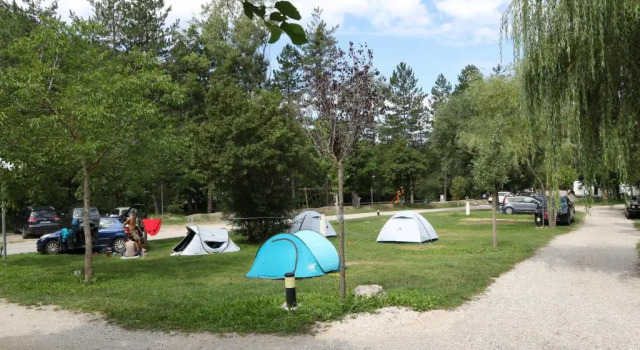 Место под палатку Camping La Ferme de Castellane