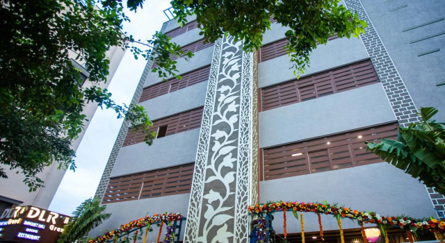 Dlr Grand, Rezerwuj Hotel Tanie hotele w Andhra Pradesh