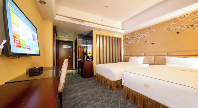 Двухместный номер Superior c 1 комнатой Jinguan Holiday Hotel
