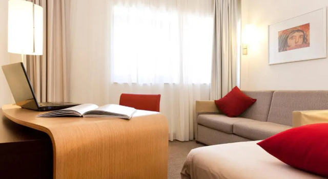 Двухместный люкс Novotel Paris Est Centre de Conférence