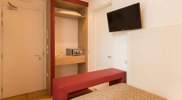 Одноместный номер Superior Floris Hotel