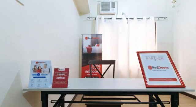 RedDoorz at Gaeas Apartment Panglao, Book Apartment Panglao Bohol