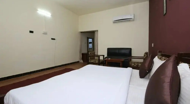 Barasingha Resorts by OYO Rooms