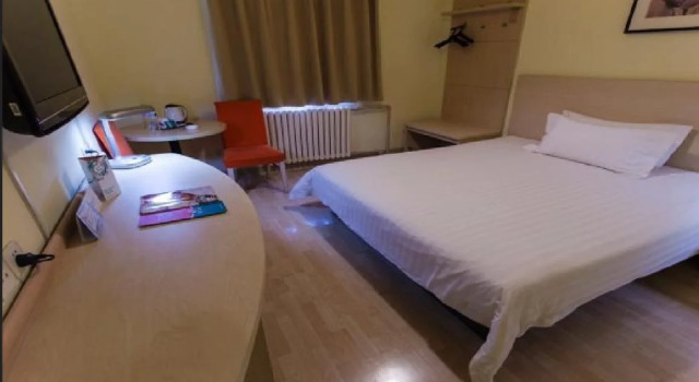 Jinjiang Inn Zibo Liuquan Road, Prenota Hotel Hotel a Zibo con parcheggio, Parcheggio