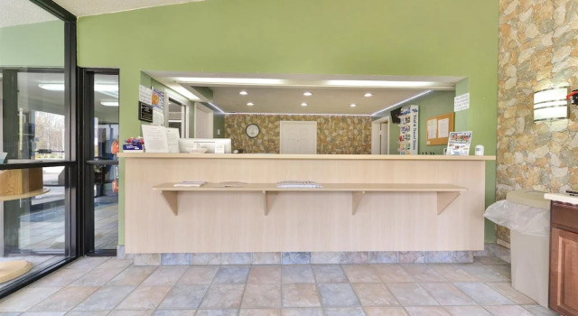 Americas Best Value Inn - Mentor, Prenota Hotel Mentor Ohio