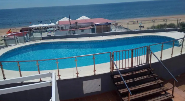islantilla vistas al mar 1 linea, piscina, parking, wifi, Reserva ahora Hotel Islantilla Huelva provincia