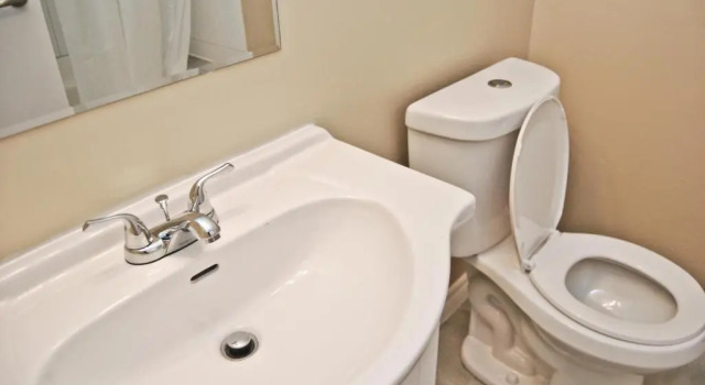 Номер Standard West Queen West Hotel