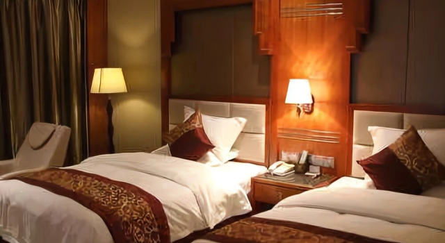 Houde Nanquanshan Hotel