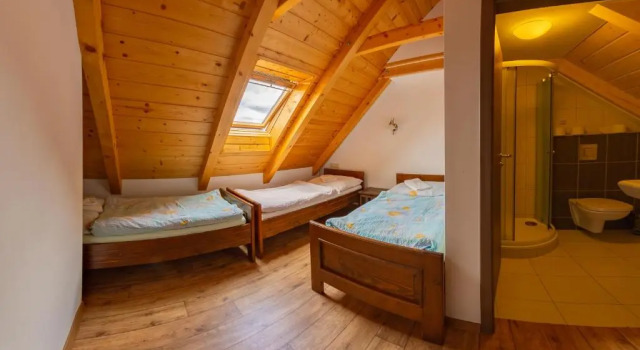 Pension & Restaurant U Koňské dráhy Holkov, Reserva ahora Hotel Velešín 