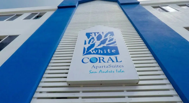White Coral Apartasuites