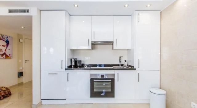 Апартаменты Luxurious 2 Bed Puerto Banús Apt - RDR193