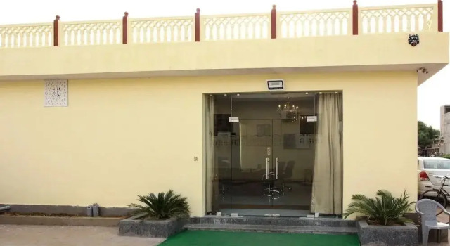 Vrindavan Resort by OYO Rooms, Забронировать Курортный отель Отели штата Раджастхана 3 звезды, 3*