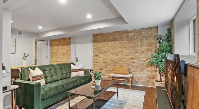 Апартаменты Superior 2BR Aesthetic Apt - Barry 37-GB