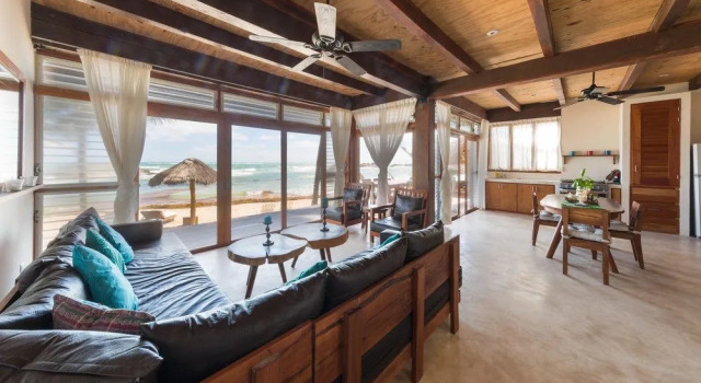 El Pez Beach House