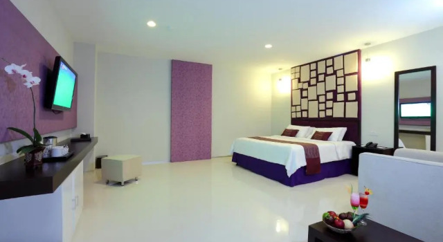 Номер Standard с видом на бассейн Lombok Plaza Hotel and Convention