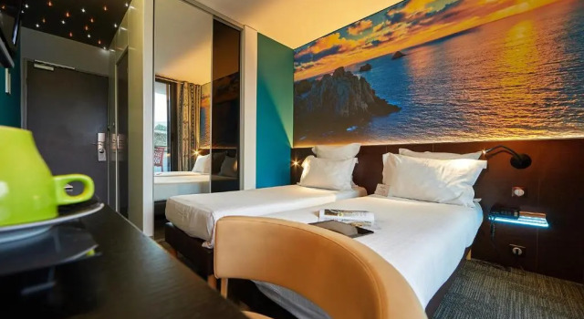 Двухместный номер Standard с видом на бассейн Le Thalassa Hôtel & Spa