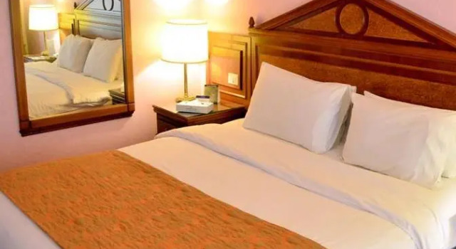 Номер Deluxe Golden Tulip Serenada Hamra Hotel