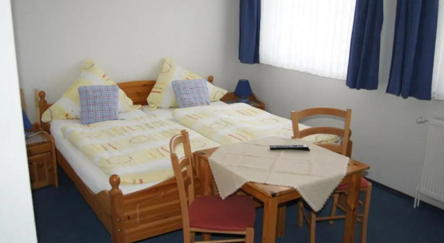 Трёхместный номер Standard Hotel Dorfkrug Büsum
