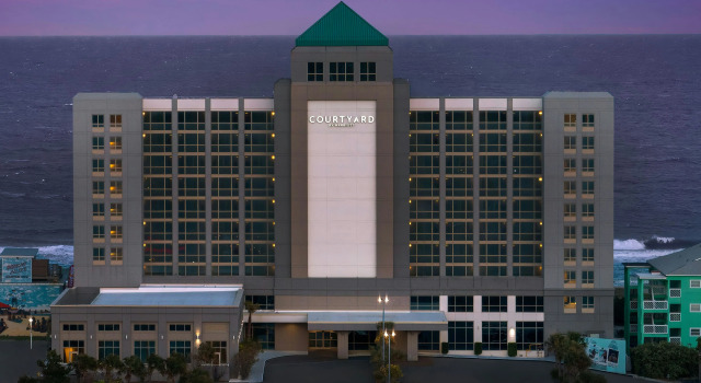 Courtyard by Marriott Carolina Beach Oceanfront, Забронировать Отель Каролина-бич Уилмингтон