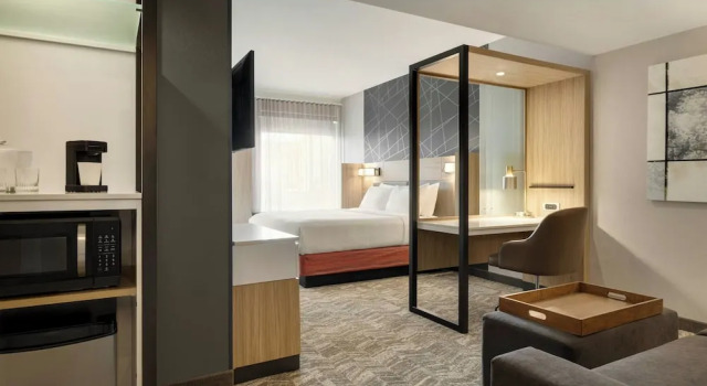Двухместный люкс SpringHill Suites® by Marriott® Easton PA