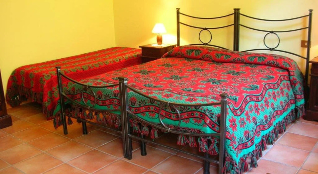 Agriturismo la Fonte, Buchen Sie Hotel Collepietro Abruzzen