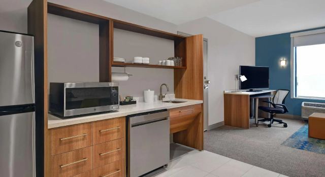 Двухместный люкс Home2 Suites By Hilton Utica, Ny