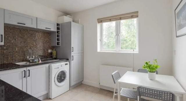 Light And Spacious 1 Bed Flat, Brixton