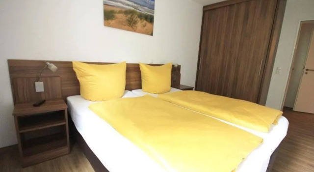 Ferienwohnung-304-Hohe-Lith-strandnah-mit-eigenem-Strandkorb-am-Meer