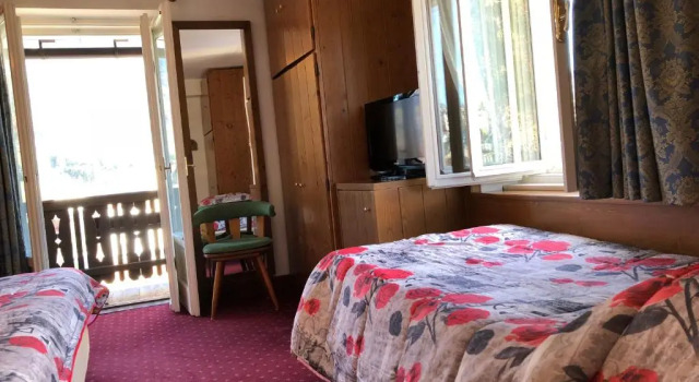 Трёхместный номер Standard с балконом и с панорамным видом Hotel Majoni