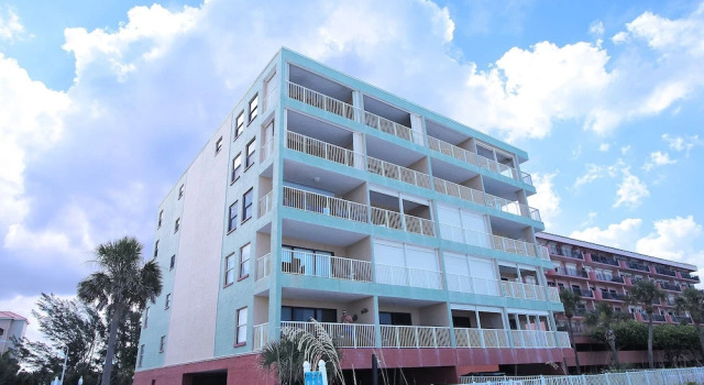 Pointe 303 Direct Beachfront 1 Bedroom Pet Friendly