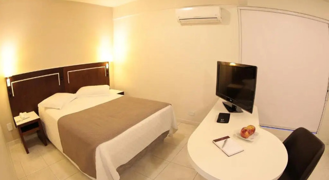 Двухместный номер Deluxe Altadomo Hotel