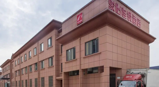 Jun Hotel Zhejiang Zhoushan Putuo District Donggang Kaihong Plaza, Buchen Sie Hotel Putuo Zhoushan