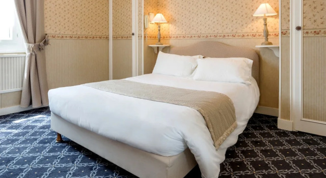 Двухместный номер Standard Logis Hôtel Auberge du Port des Roches