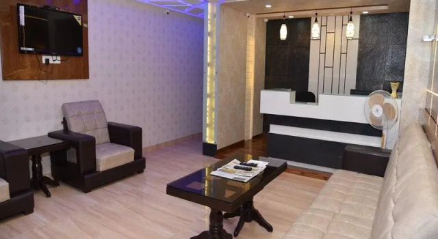 Silver Suite Lodge, Rezervovat Hotel Hotely v Bangalore s parkováním, Parkování