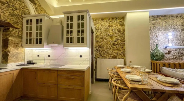 The Stone House, Забронировать Апартаменты/квартира Отели периферийной единицы Ханья с парковкой, Парковка