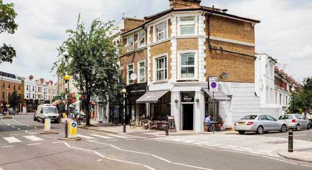 Shepherd's Bush Pad, Забронировать Отель Отели Лондона 3 звезды, рядом с Равенскорт Парк, 3*