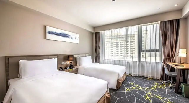 Номер Standard с красивым видом из окна Q-Box Hotel Shanghai Sanjiagang