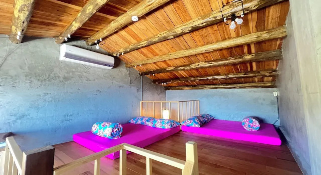 Бунгало с видом на океан Jiufen Little Meow Homestay