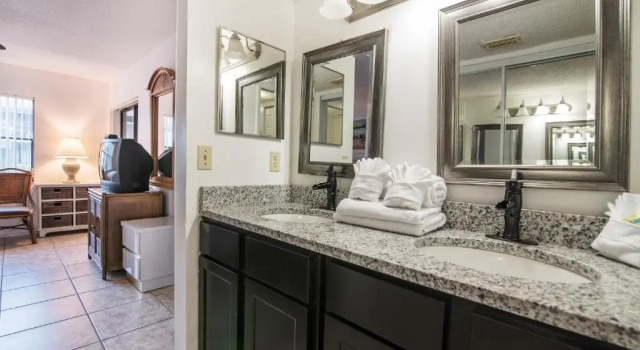 Luxury Shorewalk Water Front 2 Bedroom 2 Bathroom 3Mins IMG 5 Mins Beach, Réserver Appartement Bradenton Beach Sarasota Area