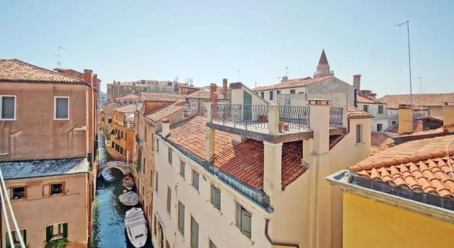 Campo San Polo Apartment Rialto, Забронировать Апартаменты/квартира Апартаменты Венеции, рядом с Консульство Франции в Венеции, Апартаменты/квартира